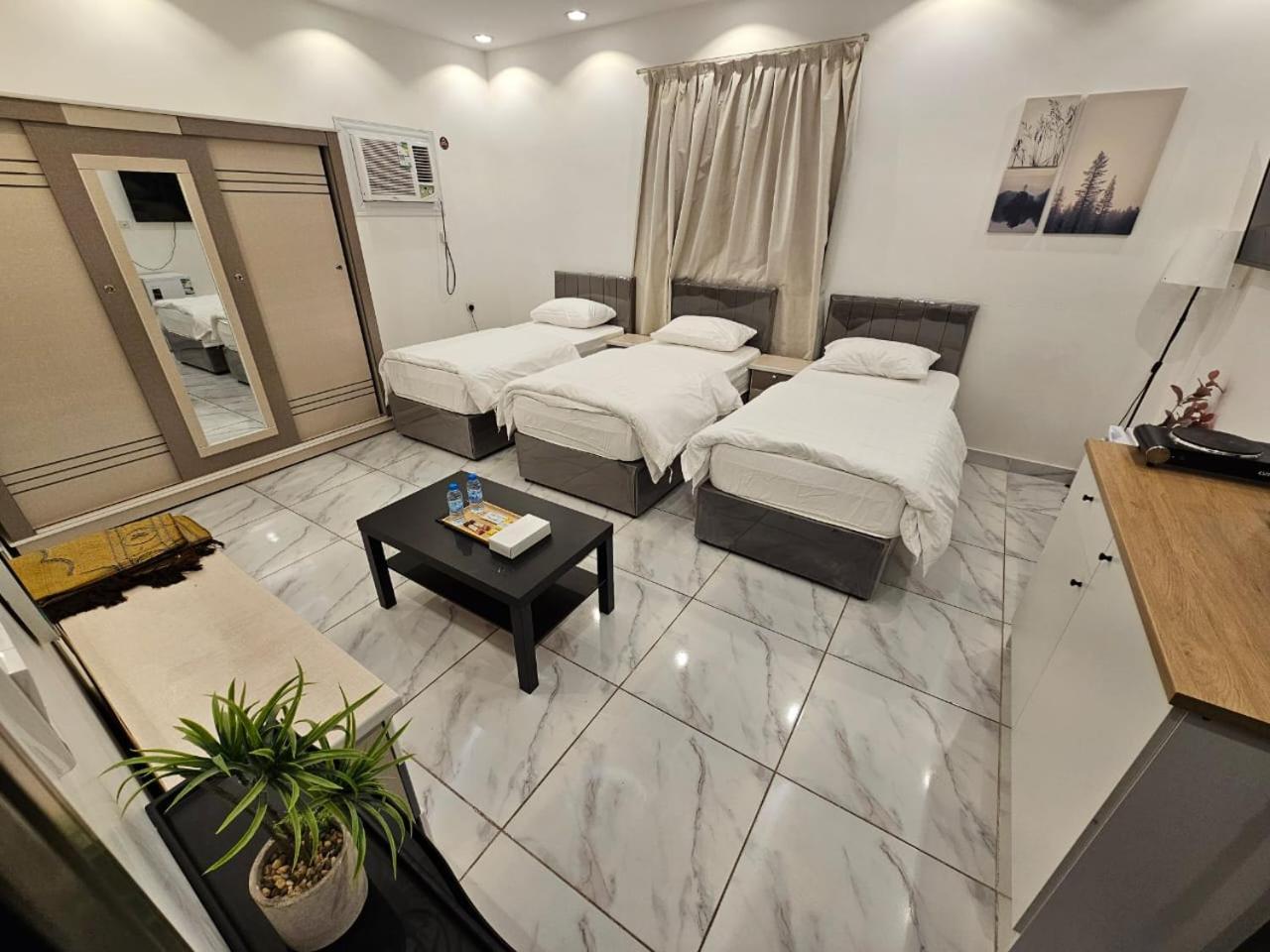 Comfortable & Big Family Apartments 10Mins Drive To Al-Masjid -Nabawi - Nozol Noor 2 Medine Dış mekan fotoğraf